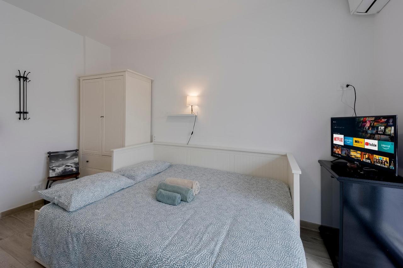 Il Gattino Di Porto - Apt 6 - Monolocale Terrazzo Piscina Імперія Екстер'єр фото